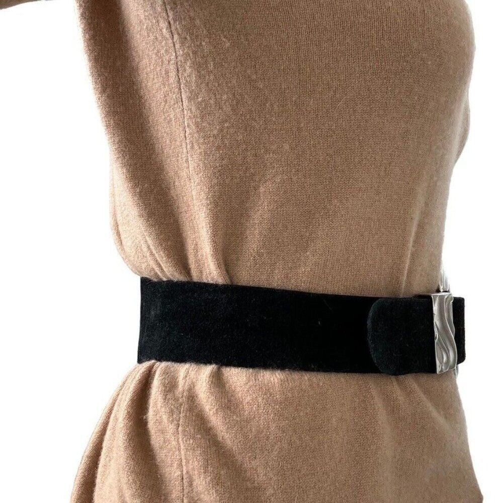 Silver and Black Women's Belt - Picture 3 of 4